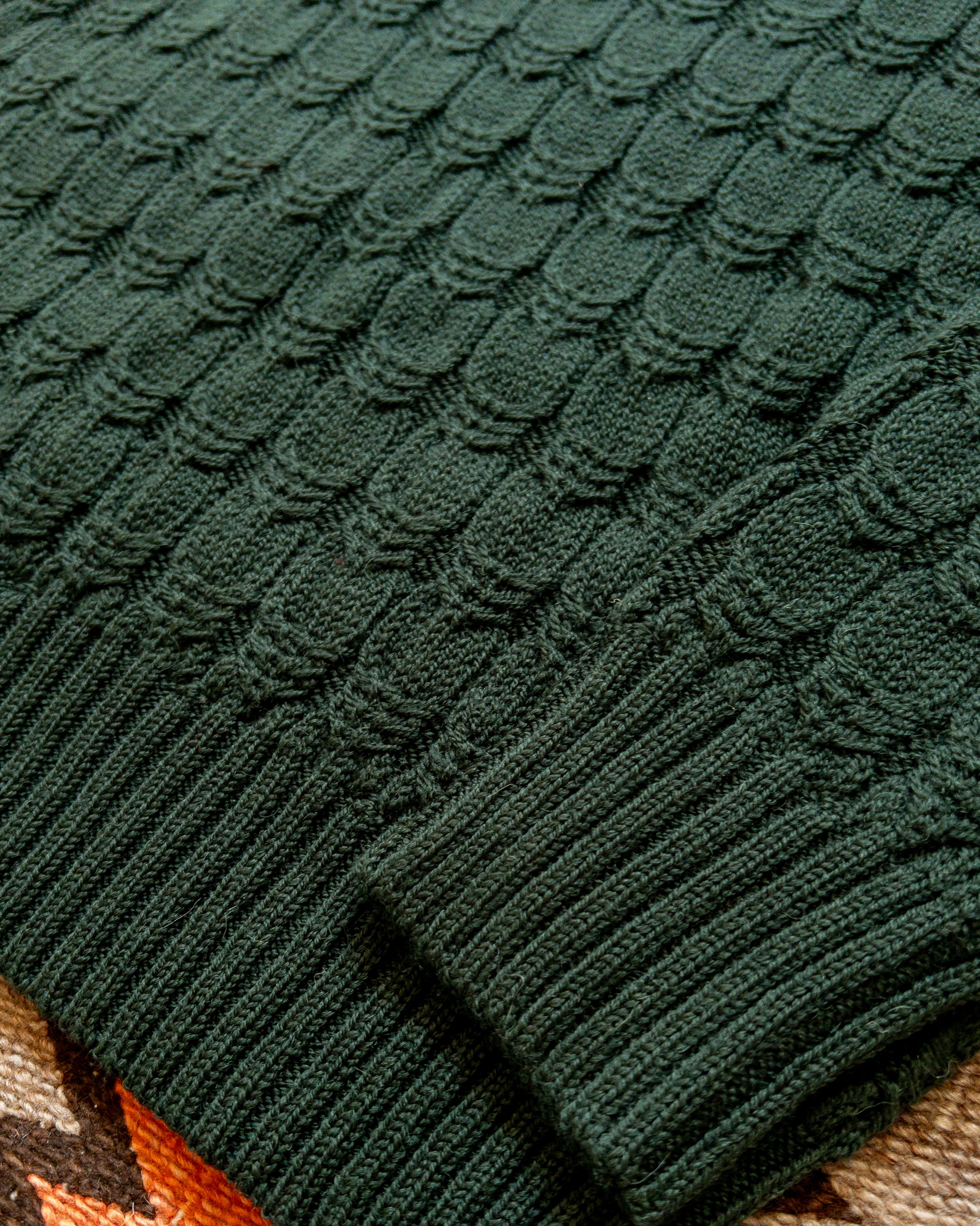 Highland Cableknit Sweater - Evergreen - Image 3