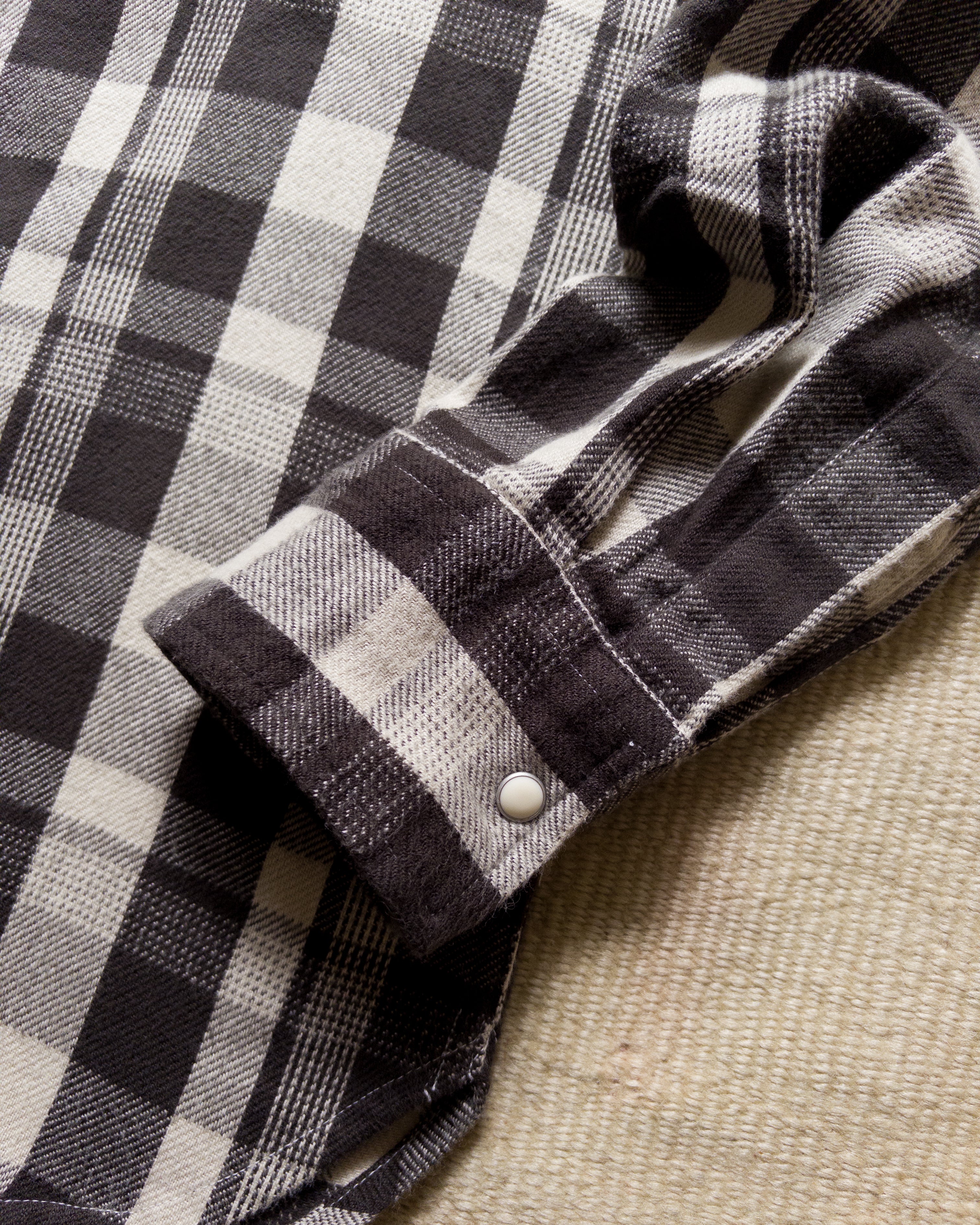 Washed Flannel Pearlsnap Shirt - Night Pitch - Image 4